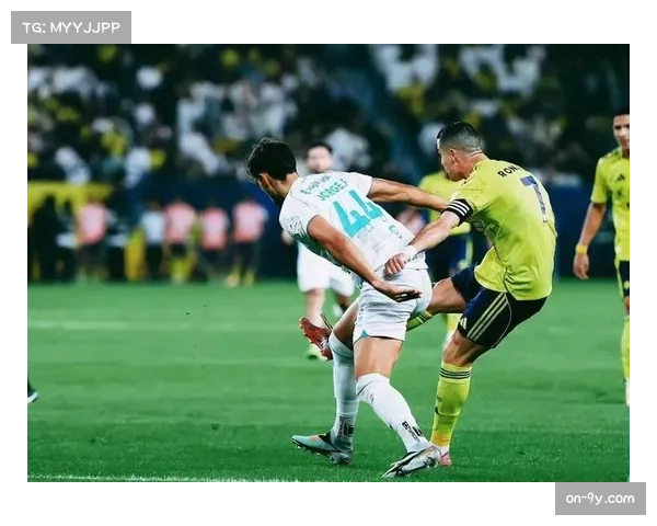 比赛第70分钟，主队连续获得5次角球，持续施压